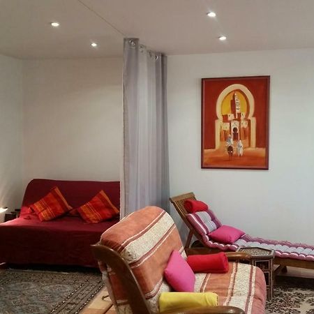 Chambre Avec Jardin Pierre Curie Bry-sur-Marne Bagian luar foto